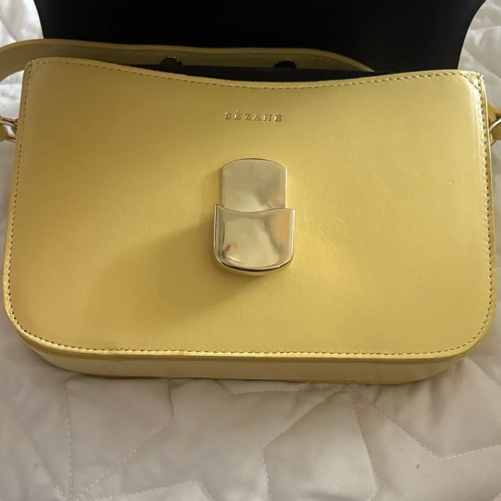 Sezane Butter Yellow Mini Milo - Picture 9 of 11